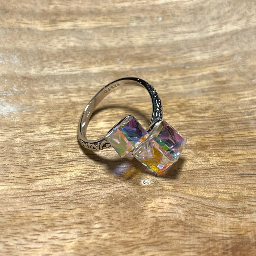 *SOLD* Iridescent Glass Crystal Cubes 925 Sterling Silver Bypass Ring - Picture 6 of 17